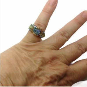 New- Multi-color bead ring